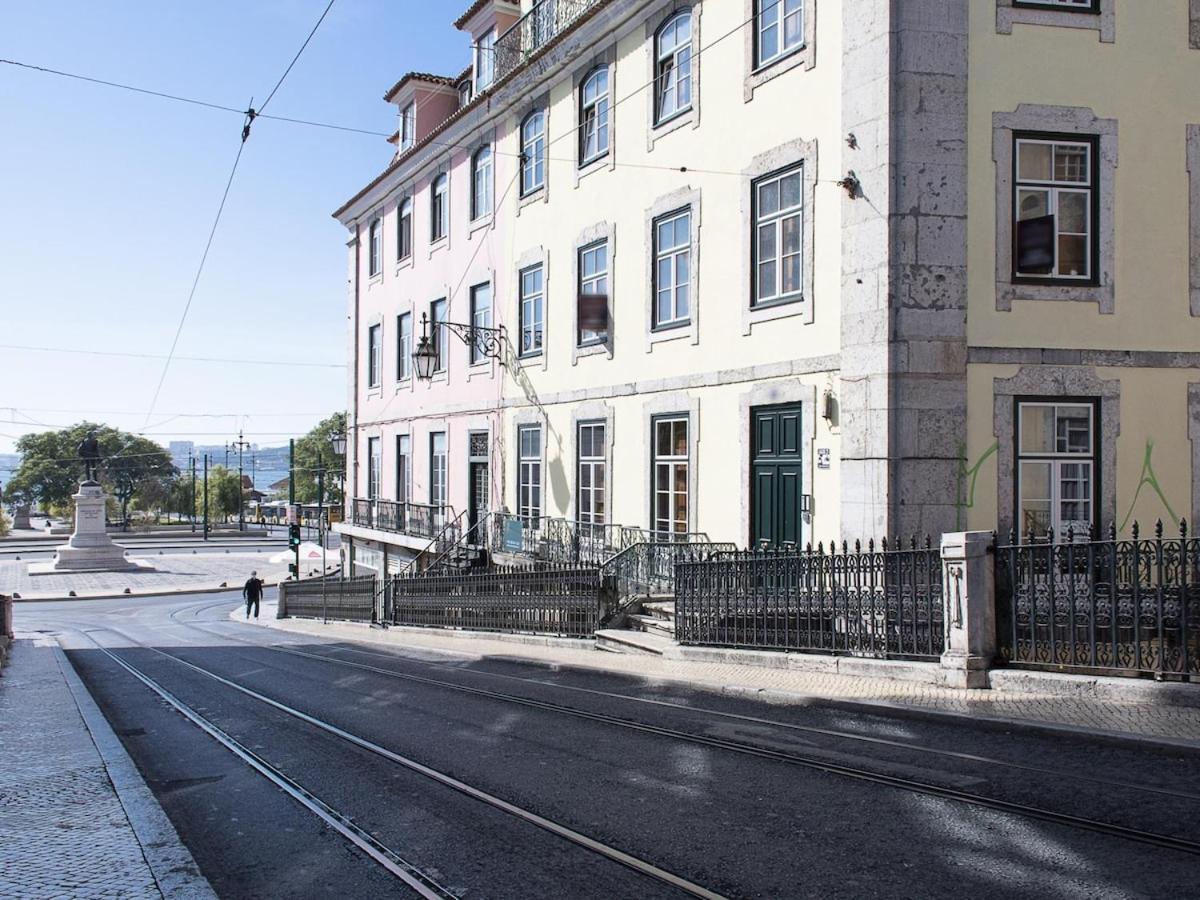 Chiado Stylish Bright With Ac Apartment